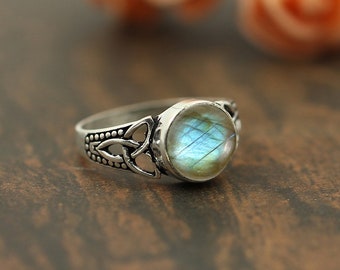 Handmade Ring Silver Plated Ring Thebestjewellery Labradorite Ring Size- 7.5 USA Adjustable Ring Women Jewelry BRS-3482 Handmade Ring Silver Plated Ring Thebestjewellery Labradorite Ring Size- 7.5 USA Adjustable Ring Women Jewelry BRS-3482