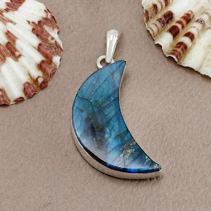 Labradorite Pendant, Halfmoon Pendant, Unique Pendant, 925 Sterling Silver Handmade Pendant, Statement Pendant, Dainty Pendant For Women