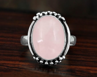 Ovaler Rosenquarz-Ring: Handgemachter Statement-Ring aus Sterlingsilber