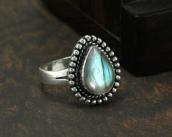 Labradorite  Gemstone Silver Ring, 925 Sterling Silver Ring, Pear Gemstone Ring, Silver Labradorite Ring, Handmade Ring, Blue Fire Ring.