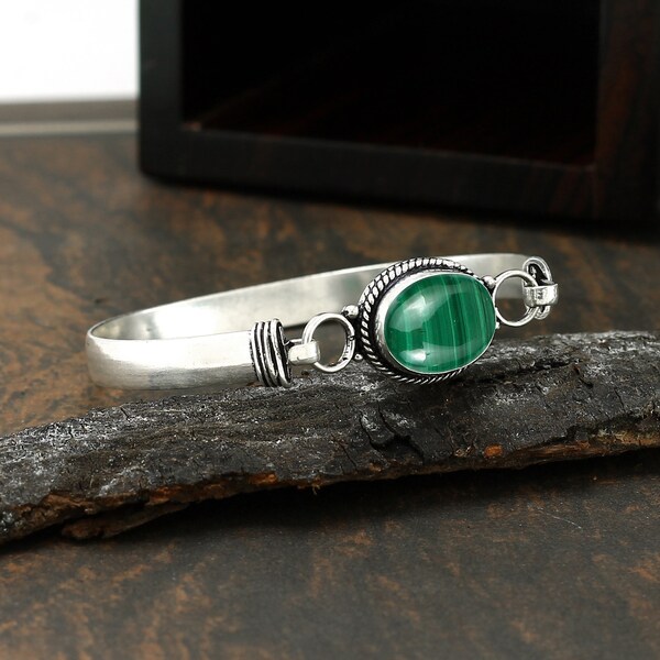 Organic Shape Green Malachite Cuff