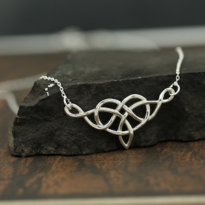 Sterling Silver Celtic Knot Heart Pendant Necklace: Irish Jewelry
