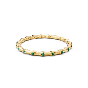 Emerald Eternity Ring/ Emerald Wedding Band/ Distance Full Eternity/ Real Emerald Green/ Lab Created Emerald/ 14k Solid Gold/ Stacking Band