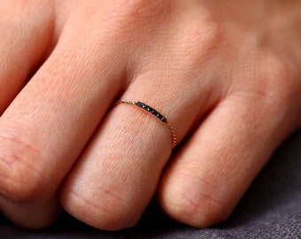 Minimalist Black Spinel Rose Gold Ring, Dainty Promise Ring, Spinel Rose Gold Band, Vintage Black Gemstone Stackable Ring Gift For Her
