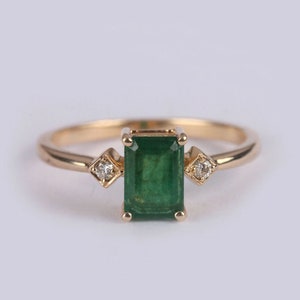 Vintage Emerald Ring, Emerald Diamond Ring, Gold Ring, Emerald Green Ring, Emerald Cut, May Birthstone Ring, Antique Emerald Ring, Emerald