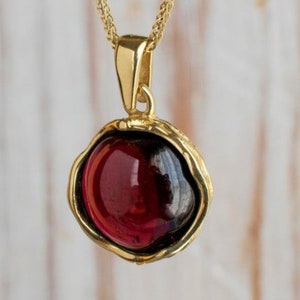 Victorian Vintage Red Garnet Gold Pendant Necklace For Her Birthday Anniversary Gift, Sterling Silver Round Garnet Dainty Necklace For Women