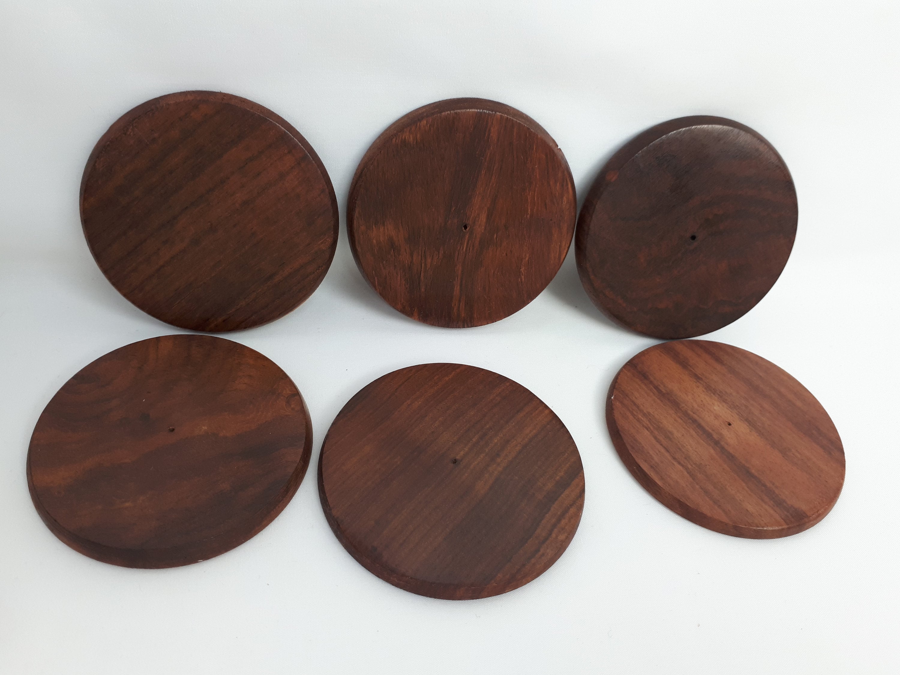 Set Di 6 Sottobicchieri In Legno Con Motivo A Bottone - Stile Invecchiato, Naturali, 10.5x10.5 Cm, Ideali Per Regalo O Arredamento Casa - 6