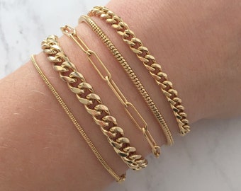 gold curb chain bracelet