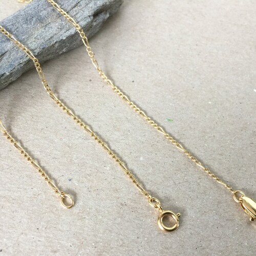 Gold Chain Necklace Fine 1.4mm Figaro 
