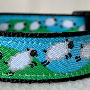 Lambs Springing Dog Collar