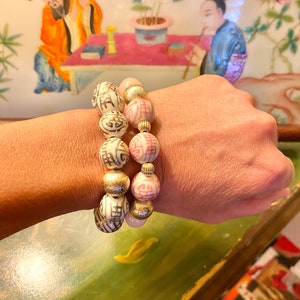 Chinoiserie White & Gold Bead Stretch Bracelet image 8