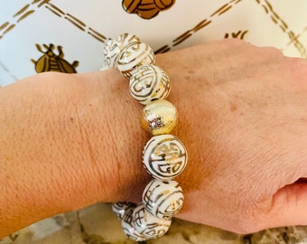 Chinoiserie White & Gold Bead Stretch Bracelet