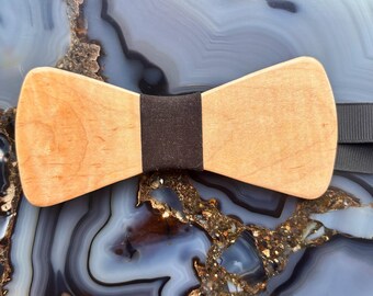 Curly Maple Wood Bow Tie