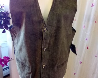 John Ashford Man's Suede Vest