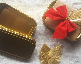 Golden Tins - Medium/Large