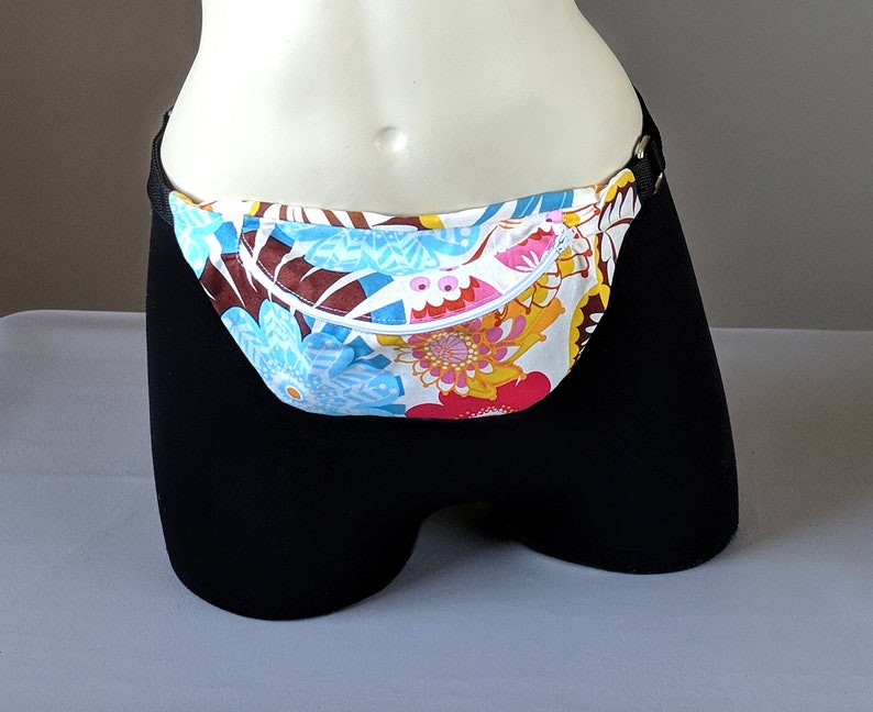 Colorful Floral Fanny Pack XL Hiking Strong Clip Hip Bag Big Waist Pouch Water Resistant Belt Bag Flowers Pattern Bum Bag Across Body
