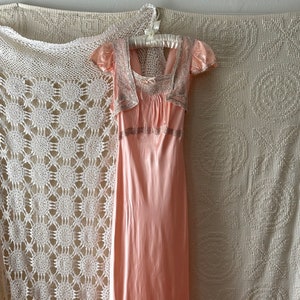 Vintage 1930s Peach/Pink Satin Slip Dress