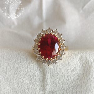 Anel Diana com Rubi e Diamante, Prata 925, Banhado a Ouro 18K / Ródio Branco