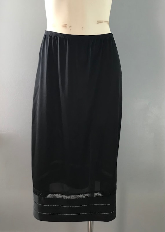 1980s Lorraine Select-a-Length Black Skirt Slip | 