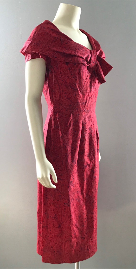 50s Red Paisley Boatneck Dress | 1950s Cocktail P… - image 4
