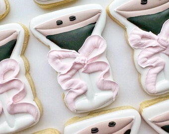 Espresso Martini sugar cookies, A Tini Bit Older birthday party favors, Personalized Pink Bow cocktail 30th birthday gifts, 1 dozen