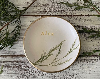 Gold Winter Pine Personalized Polymer Clay Ring Dish | Minimalist Nature Decor | Trinket Dish |Wedding Ring Jewelry Holder | Bridesmaid Gift