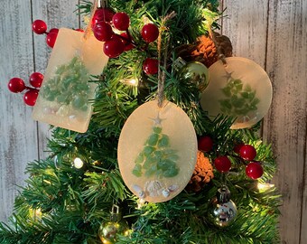 Beach House Christmas Tree Ornament | Coastal Christmas Decoration | Resin Beach Cottage Hanging Decor | Christmas Gift for Beach Lover
