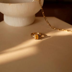Diamonds&Yellow Sapphires Ring |Vintage Yellow Gold
