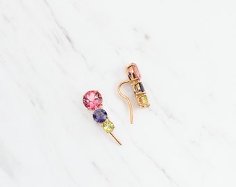 Pink Topaz, Iolite & Peridot Ear Cuff |18 Carats Gold