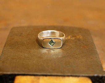 Moss Signet Ring with Rhombus Moss Agate |Sterling Silver or Gold Vermeil