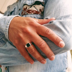 Zegelring van onyx en gerecycled zilver