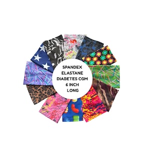 Puede incluir: Un conjunto de doce bandas de elastano spandex para dispositivos CGM de diabetes, cada una de 15,24 cm de largo. Las bandas presentan varios patrones que incluyen estrellas, estampado de leopardo, camuflaje, flores, formas y dulces.