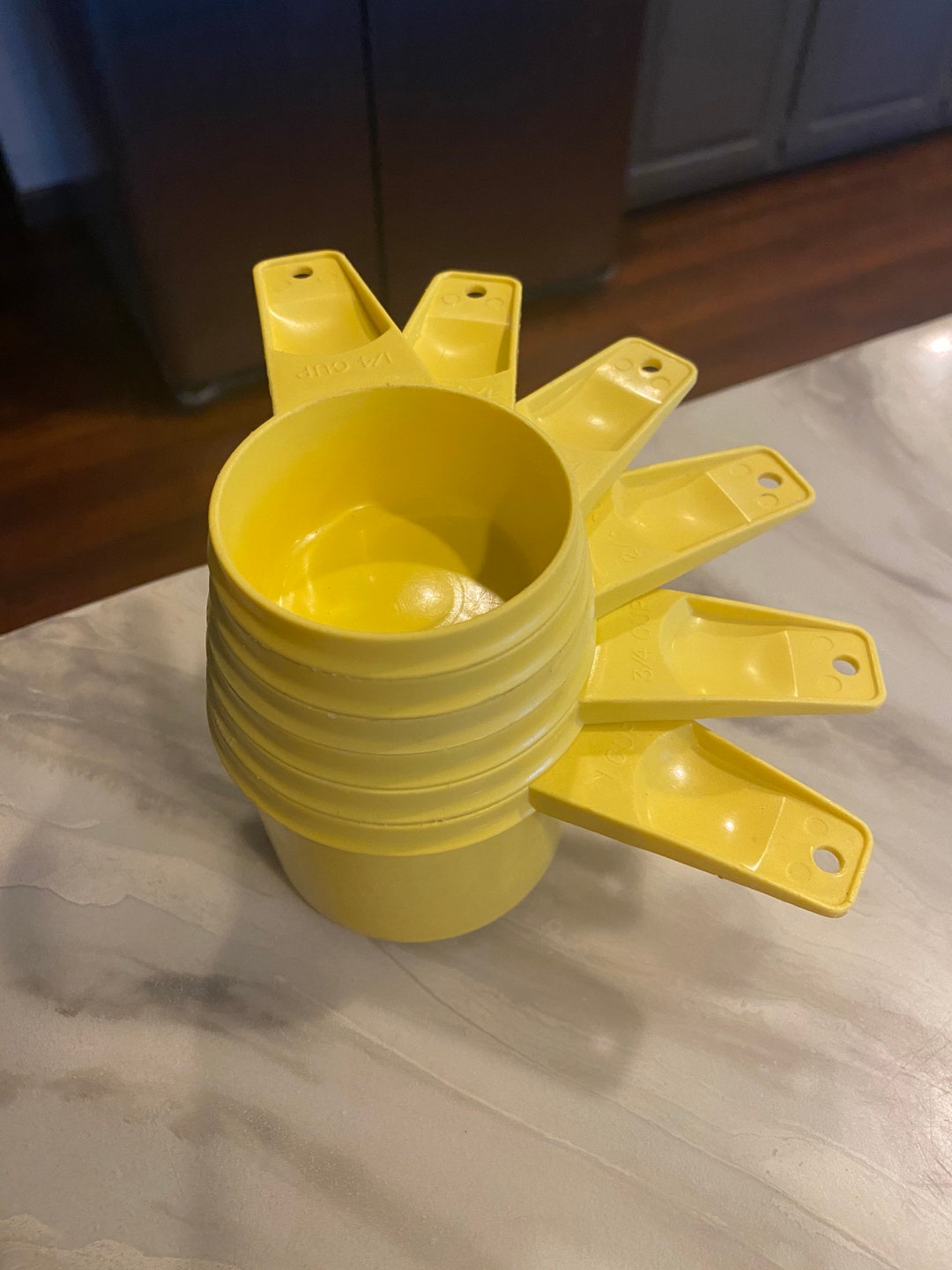 Vintage Tupperware Complete Set of 6 Yellow Measuring Cupsgreat