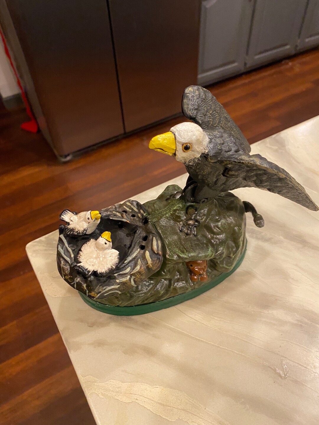 Vintage Cast Iron Eagle With Baby Eaglets Coun Bankexcellent Condition