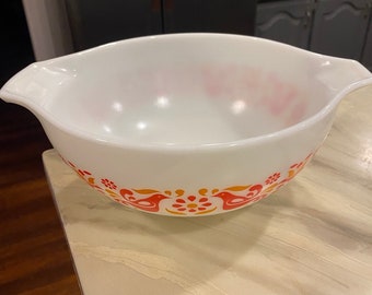 Vintage Pyrex Friendship 2 1/2 Quart Cinderella Mixing Bowl-Beautiful Condition-Great Gift!!