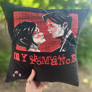 Memory Pillow, Keepsake Pillow, made from shirt collar and buttons