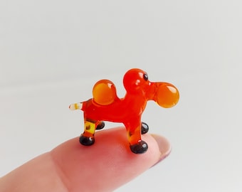 Miniature Glass Camel Figurine: Handmade Murano Dollhouse Animal