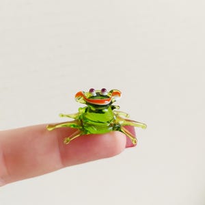 Miniature Glass Figurines, Miniscule Glass Animals, Murano Glass Frog, Collectible Glass Froggy, Doll House Figurines