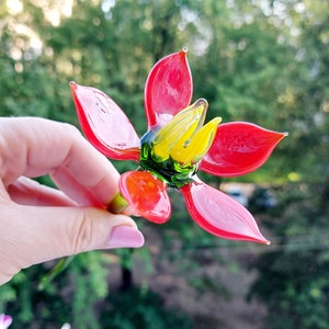 Hand Blown Red Glass Flower Figurine: Plant Pot Decoration