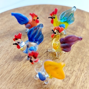 Figurine di galli in vetro in miniatura, animali in vetro minuscoli, gallo in vetro soffiato a mano, gallo in vetro da collezione, statuette per case delle bambole
