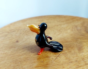 Statuetta di corvo in vetro soffiato a mano: decorazione di Halloween a forma di corvo (1,5 pollici)