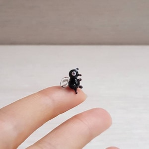 Murano Glass Fly Figurine: Micro Dollhouse Collectible