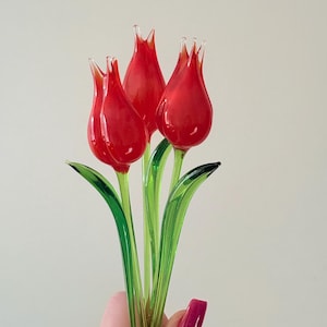 Glass Tulip Flower Figurine, Hand Blown Tulip Flower Glass Figurine, Hand Blown Spring Flower