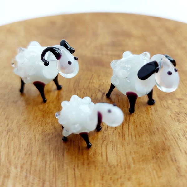 Micro Glass White Sheep, Miniscule Glass Animals, Murano Glass Sheep, Collectible Glass Sheep, Doll House Figurines