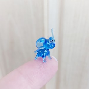 Micro Murano Glass Blue Elephant Figurine: Dollhouse Collectible