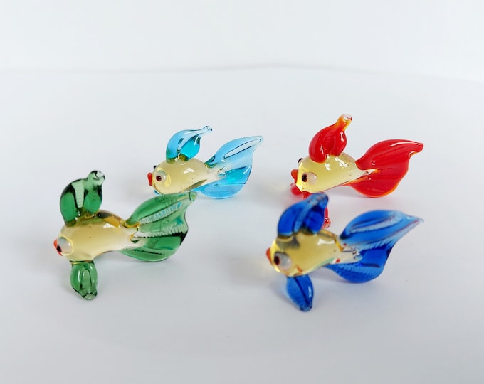 Picture of Hand Blown Glass Fish Figurine, Blue Murano Style Art Glass, Decorative ...