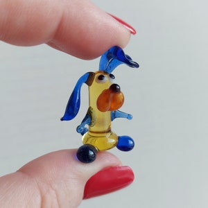 Mini Dog Glass Figurine, Murano Glass Dog, Miniature Glass Dog, Collectable Glass Dog, Doll House Animals