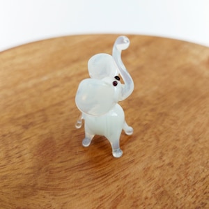 Murano Glass Elephant Figurine: Miniature Collectible Animal