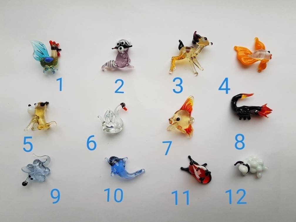 ムラーノガラスのミニチュア動物フィギュア：ドールハウスのコレクター