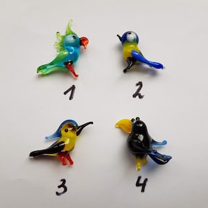 Miniature Glass Birds, Tiny Glass Parrot, Tiny Glass Raven, Murano Glass Birds, Collectible Glass Birds, Doll House Figurines.